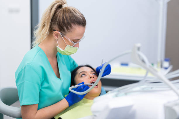Best Emergency Tooth Extraction in Fairmont, IL